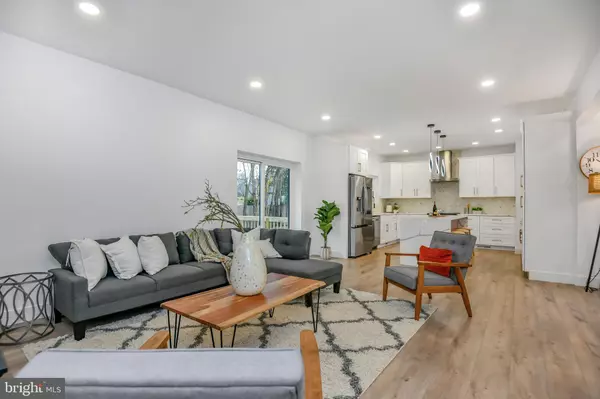 Falls Church, VA 22046,608 LAURA DR