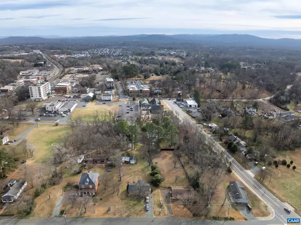 Crozet, VA 22932,1179 BLUE RIDGE AVE