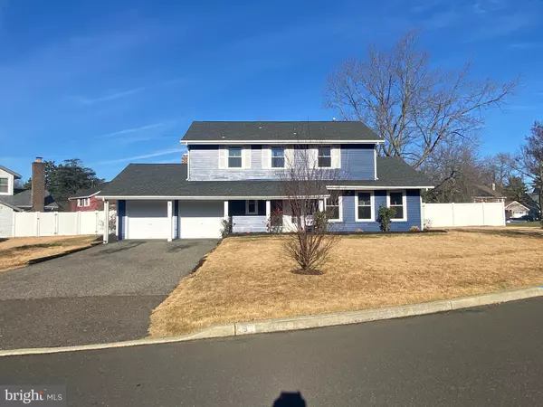 Blackwood, NJ 08012,9 BIRCH CT