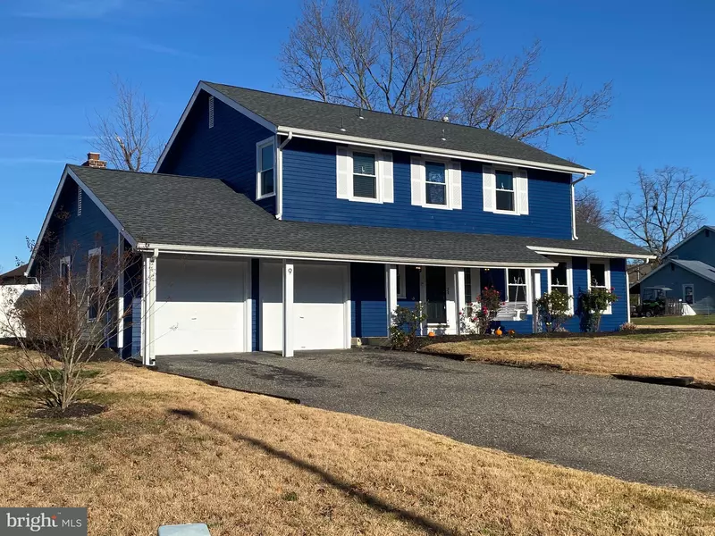 9 BIRCH CT, Blackwood, NJ 08012