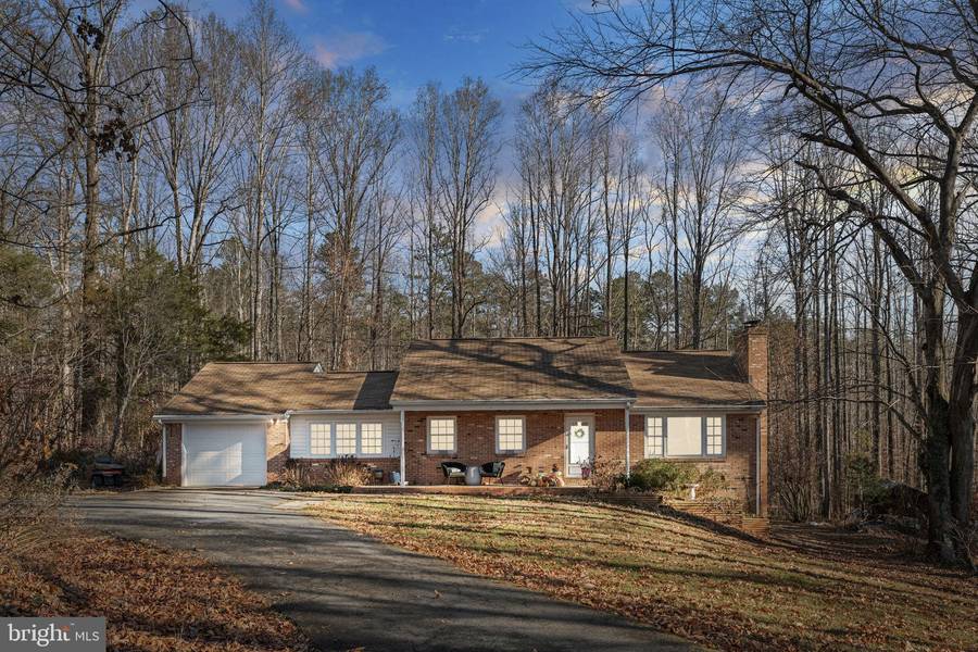 161 PERSIMMON, Madison, VA 22727