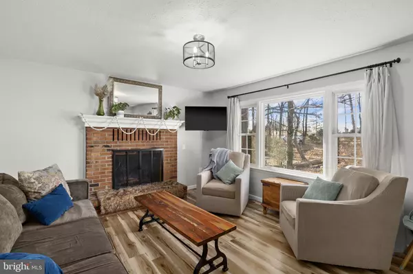 Madison, VA 22727,161 PERSIMMON