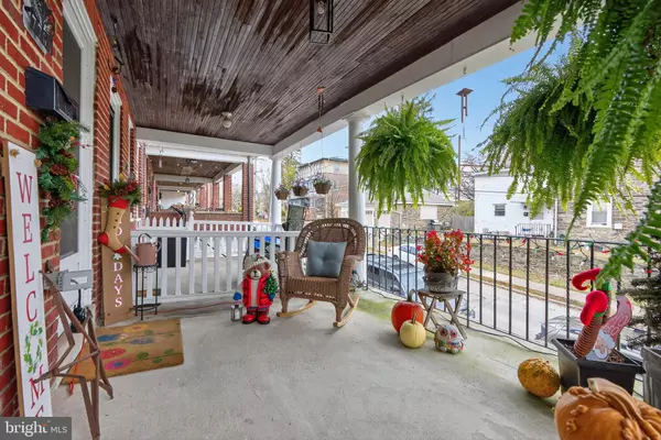 Philadelphia, PA 19118,7704 ARDLEIGH ST