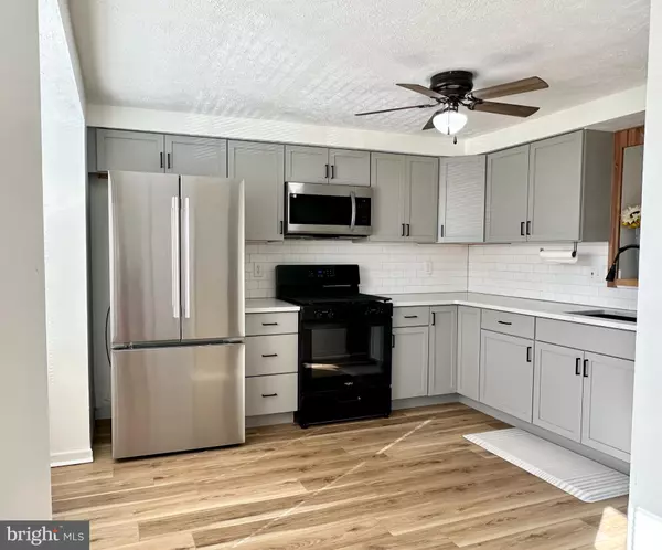 Glassboro, NJ 08028,31 STONESHIRE DR