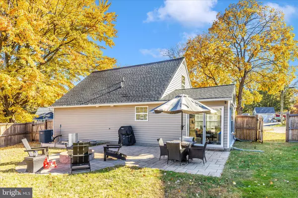 Arnold, MD 21012,817 BARRETT AVE