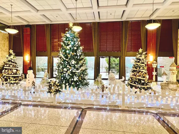 5501 SEMINARY RD #913S, Falls Church, VA 22041