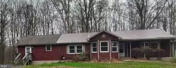 1030 DOGWOOD LN, Roaring Spring, PA 16673