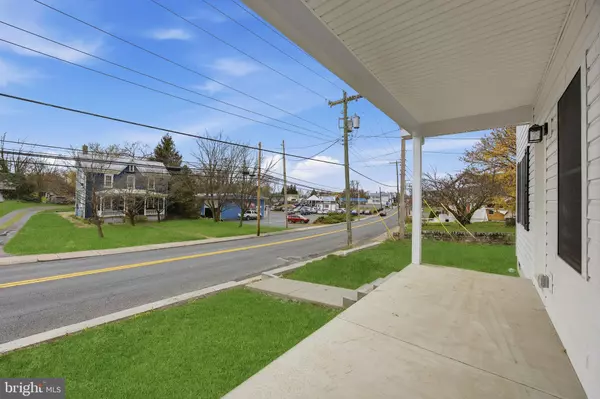 Martinsburg, WV 25401,819 E MOLER AVE