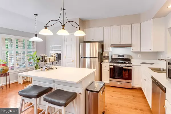 Woodbridge, VA 22193,14220 MADRIGAL DR