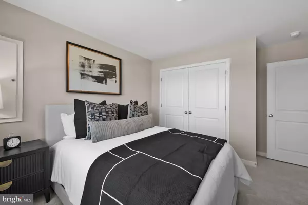 Charles Town, WV 25414,391 ECLIPSE ST