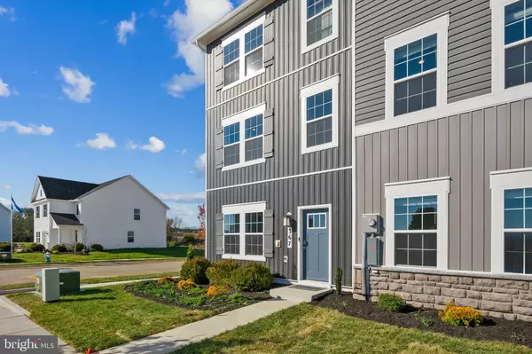 Charles Town, WV 25414,391 ECLIPSE ST