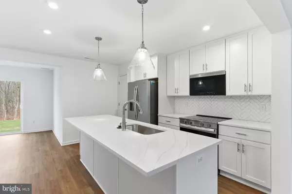 Martinsburg, WV 25404,107 COURTHOUSE DR