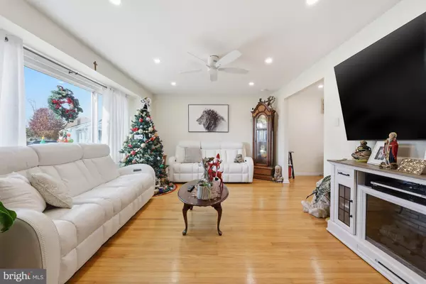 Absecon, NJ 08201,125 MEADOWVIEW AVE