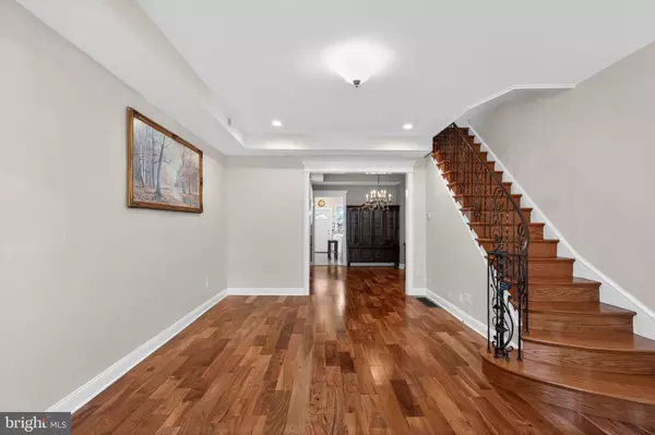 Philadelphia, PA 19145,2515 S 16TH ST