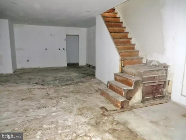 Philadelphia, PA 19135,5715 TORRESDALE AVE