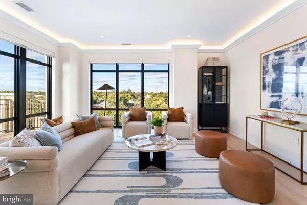 Mclean, VA 22101,6718 LOWELL AVE #702