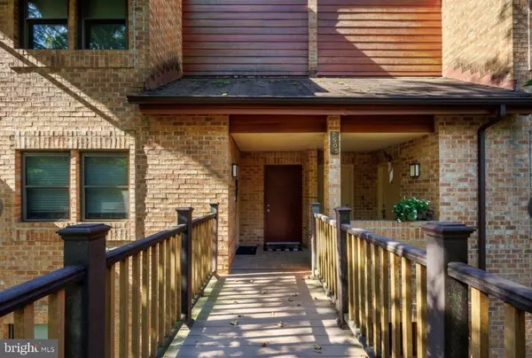 Columbia, MD 21046,7505 WEATHER WORN WAY #E