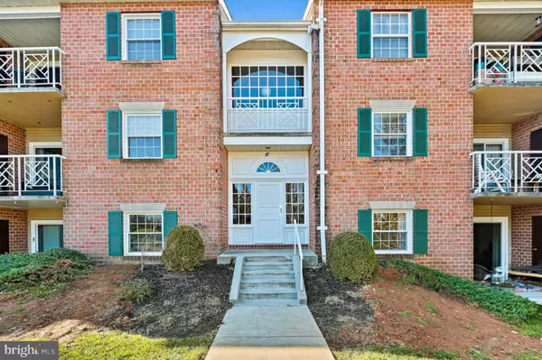 6 BALLINDINE CT #101, Lutherville Timonium, MD 21093