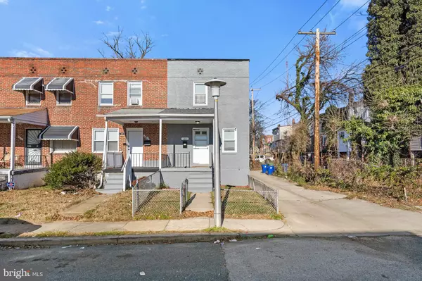 2800 OSWEGO AVE, Baltimore, MD 21215