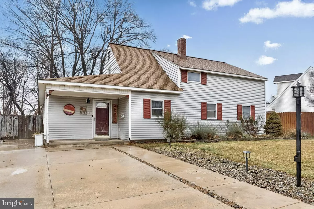 Levittown, PA 19057,7 INDIAN RED RD