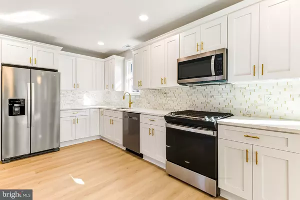 Westville, NJ 08093,617 ALMONESSON RD