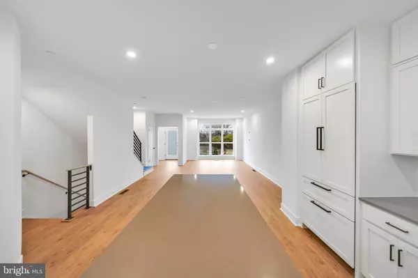 Bethesda, MD 20816,5420 GOSHAWK ALY