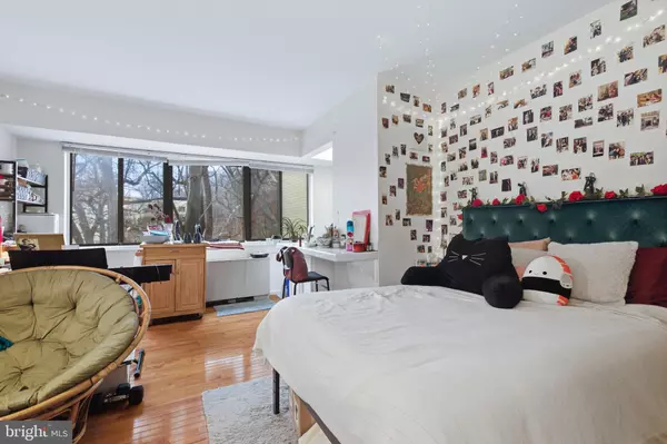 Washington, DC 20008,3701 CONNECTICUT AVE NW #306