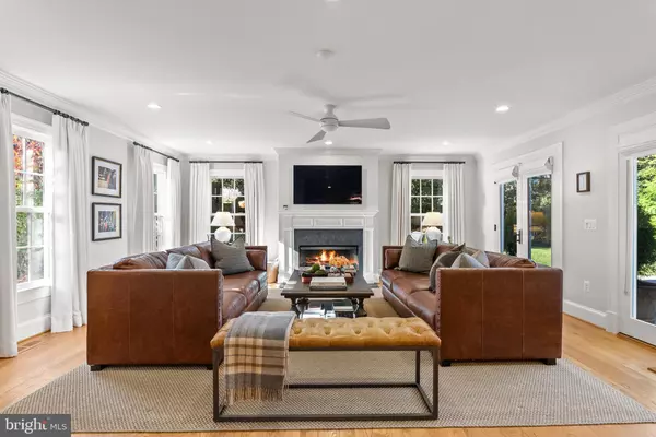 Alexandria, VA 22307,6032 FORT HUNT RD