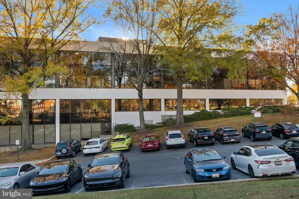 Takoma Park, MD 20912,7610 CARROLL AVE #310