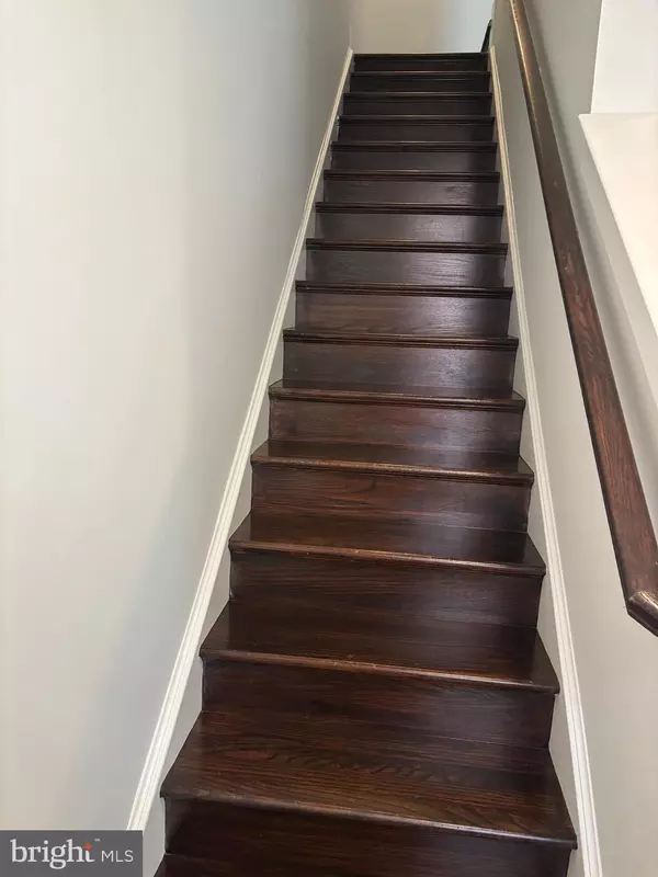 Silver Spring, MD 20906,111 KANDINSKY LOOP