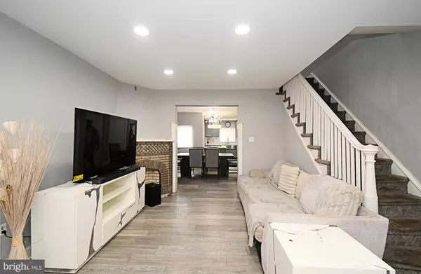 Philadelphia, PA 19135,7027 CHARLES ST