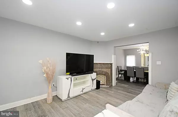 Philadelphia, PA 19135,7027 CHARLES ST