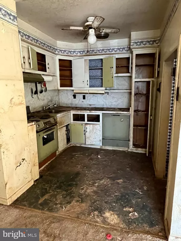 Philadelphia, PA 19131,3939 LANKENAU AVE