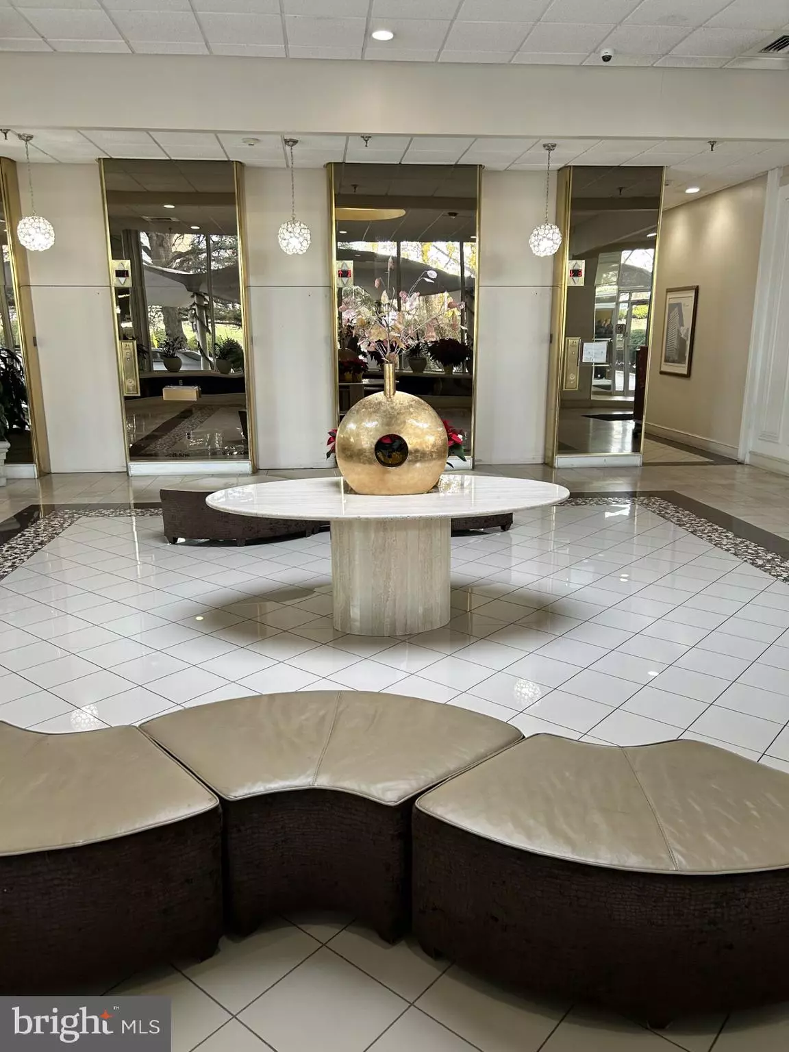 Philadelphia, PA 19131,3900-00 FORD RD #6B