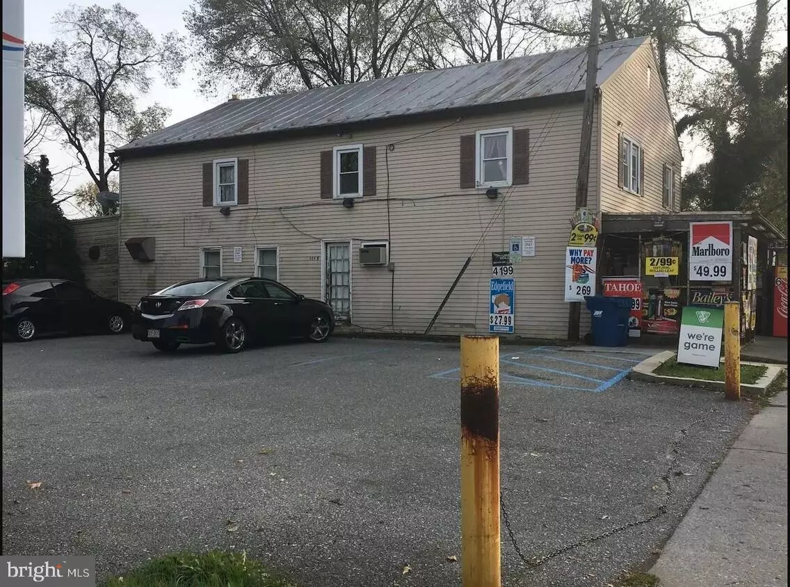 Berryville, VA 22611,304 N BUCKMARSH ST #B