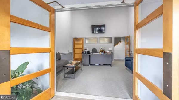 Vineland, NJ 08360,1138 E CHESTNUT AVE