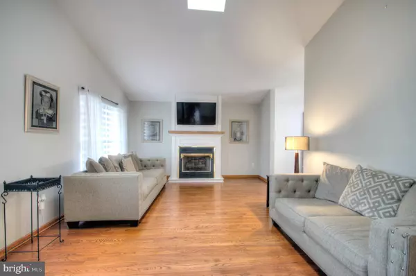 Sewell, NJ 08080,21 PEGASUS WAY