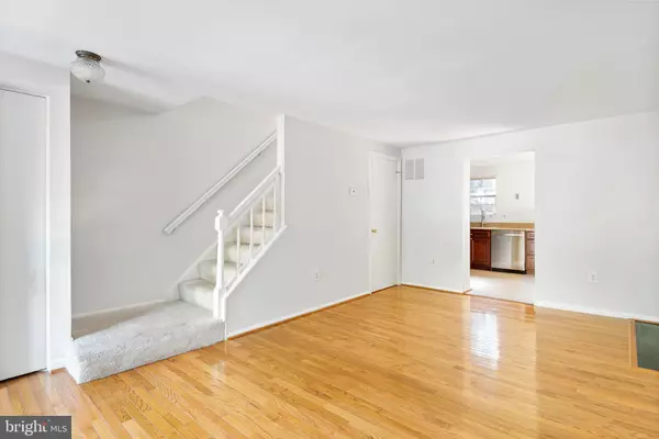 Sterling, VA 20165,31 PALMER CT