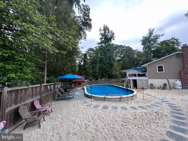 Pasadena, MD 21122,151 LONG POINT CT