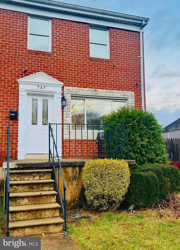 747 SEAWALL ROAD, Essex, MD 21221