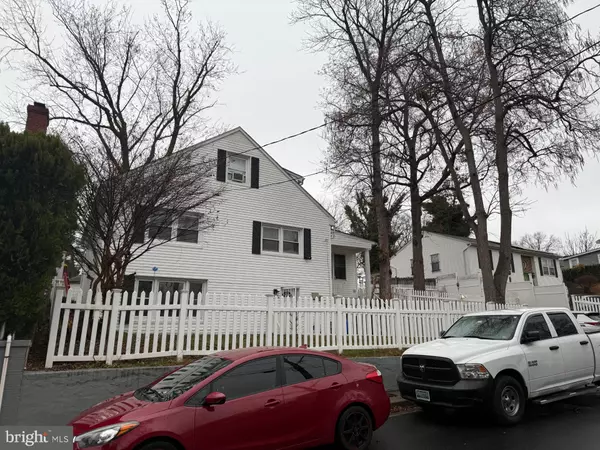 Capitol Heights, MD 20743,515 CLOVIS AVE