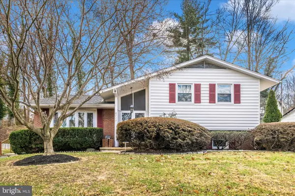 8233 STREAMWOOD DR, Baltimore, MD 21208