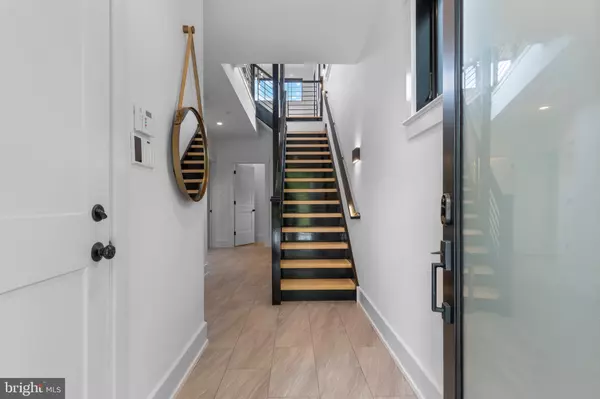 Wayne, PA 19087,207 WILLOW AVE