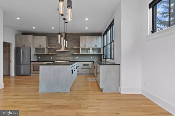 Wayne, PA 19087,207 WILLOW AVE