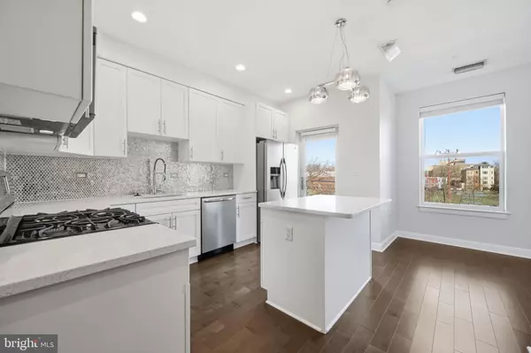 Washington, DC 20003,401 15TH ST SE #401