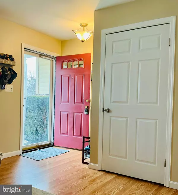 Mechanicsburg, PA 17050,56 HONEYSUCKLE DR