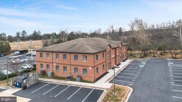 10521 CRESTWOOD #201, Manassas, VA 20109