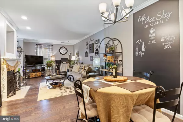 Alexandria, VA 22304,5108 DONOVAN DR #105