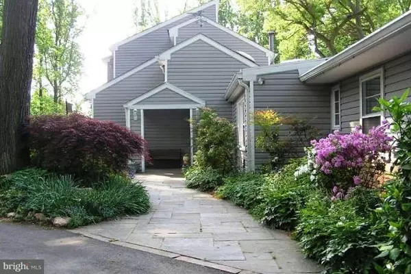 10409 GARY RD #FRONT MAIN LEVEL, Potomac, MD 20854