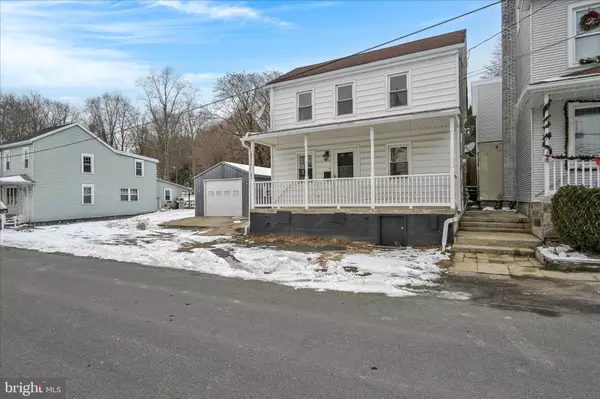 Tremont, PA 17981,28 W DONALDSON ST